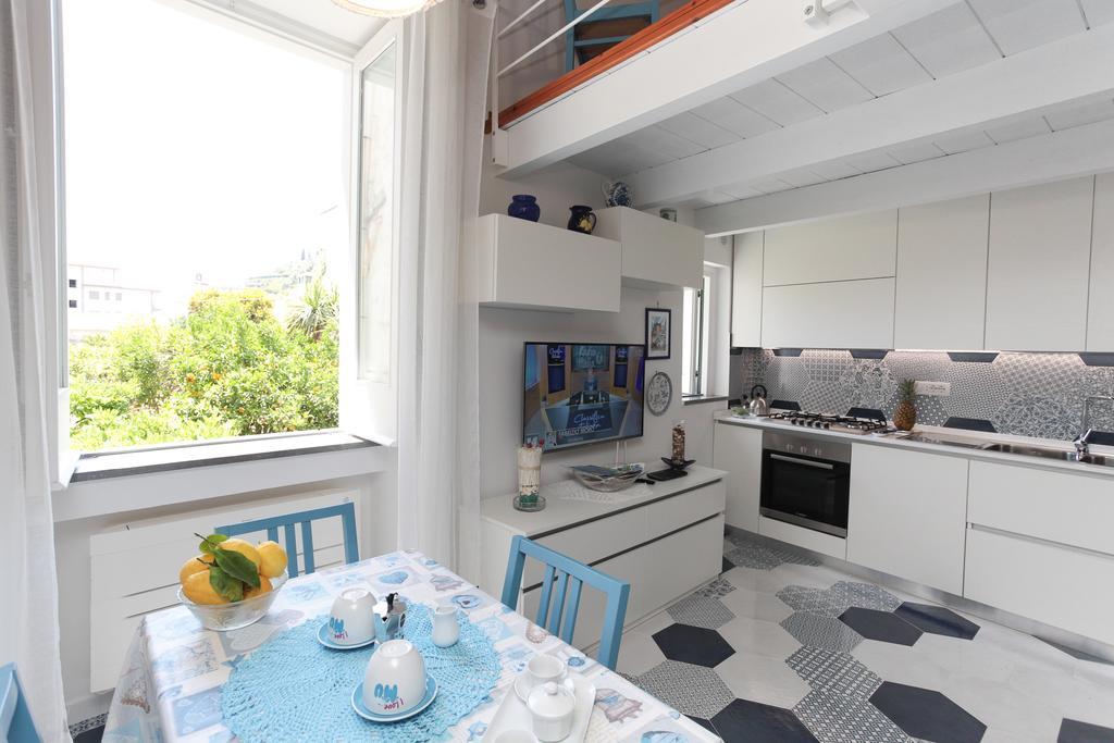 فيلا Desy'S House مينوري المظهر الخارجي الصورة